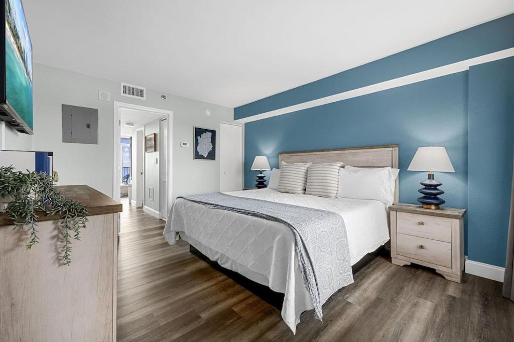 Direct Oceanfront- King Bedroom- Amazing Views/Pools/Hot Tubs/Beach Access/Golf Мертл-Біч Екстер'єр фото