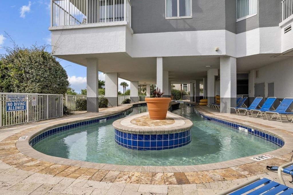 Direct Oceanfront- King Bedroom- Amazing Views/Pools/Hot Tubs/Beach Access/Golf Мертл-Біч Екстер'єр фото